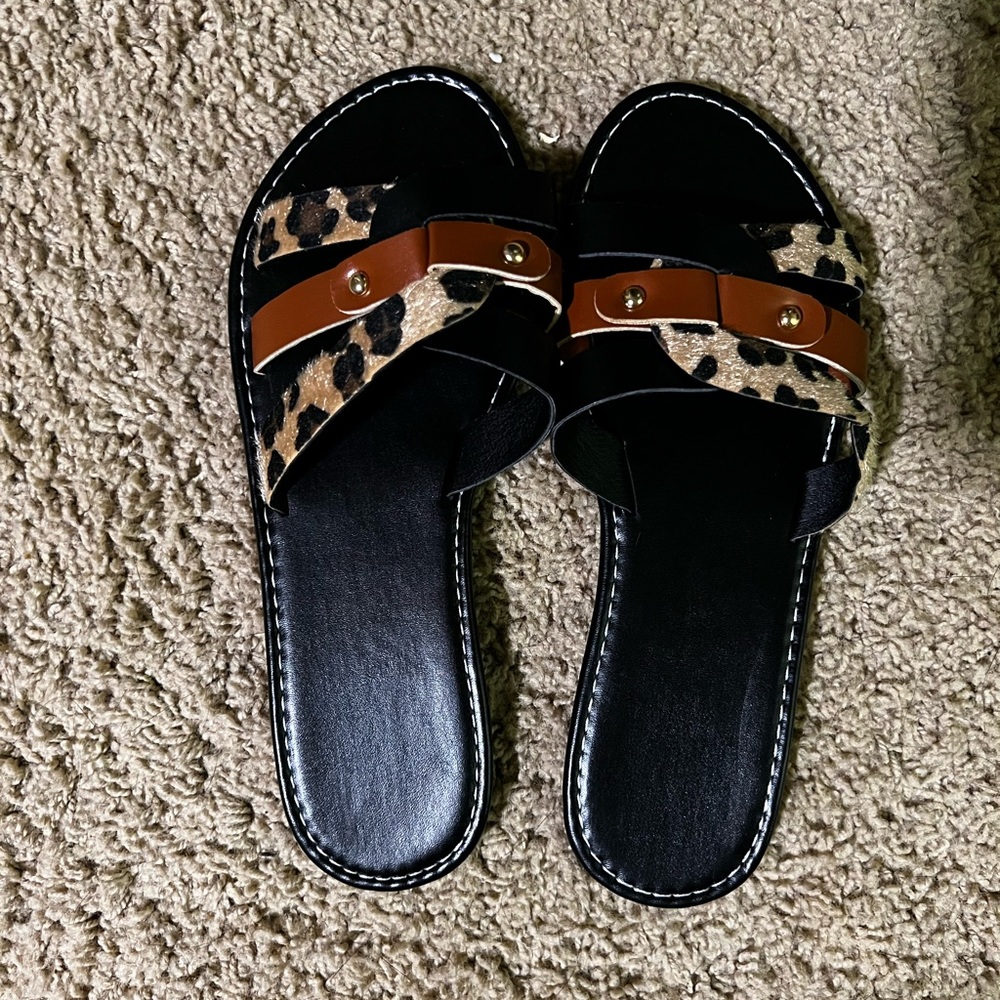 New Leapord print sandals